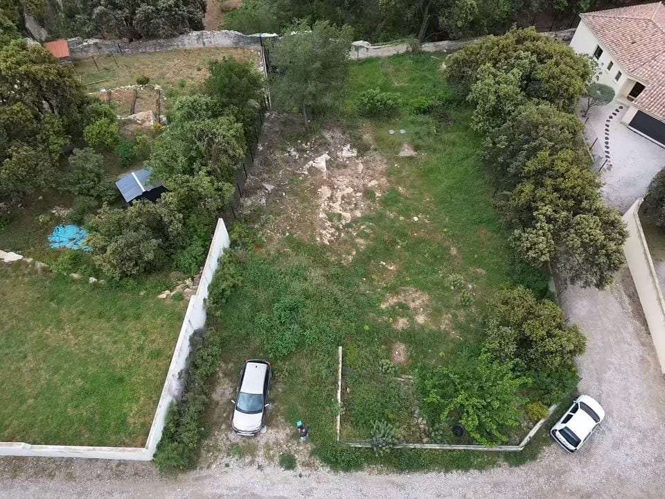 Le terrain de Sussargues vu du ciel avant la construction